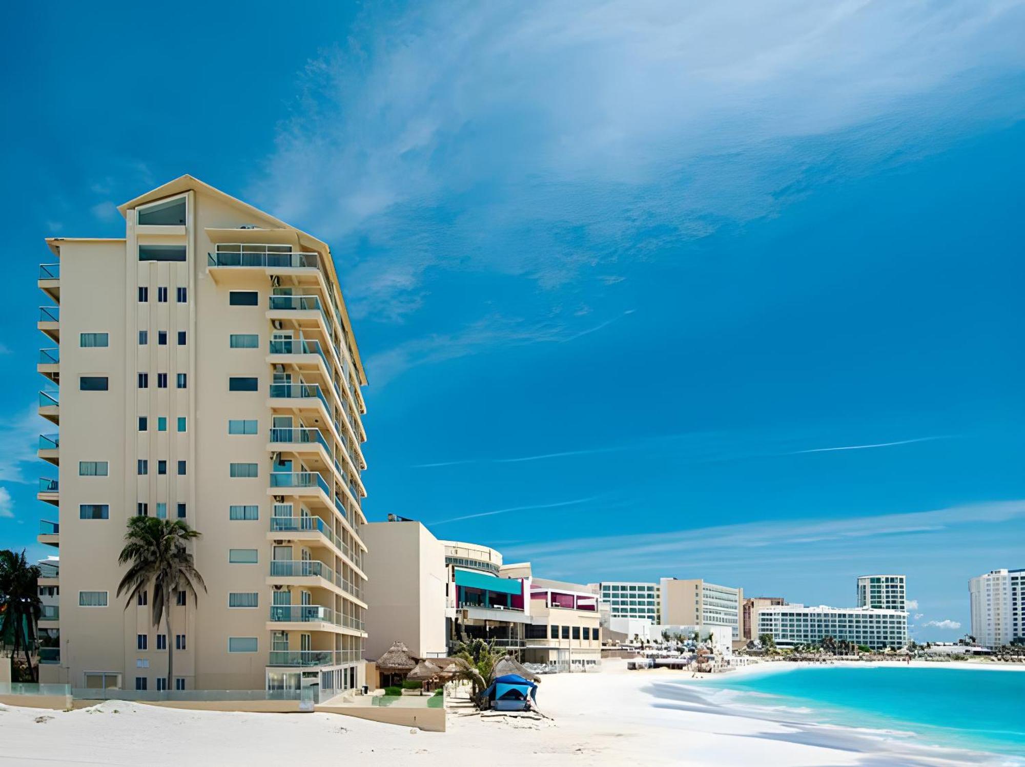 Paradise Beachfront & Nightlife Heart Канкун Экстерьер фото